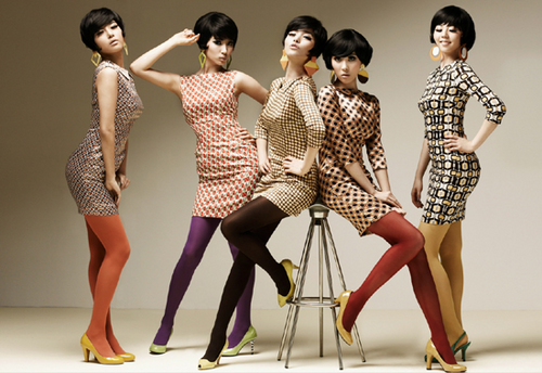 Celebrity Legs and Feet in Tights: The Wonder Girls and the Saturdays` Legs and Feet in Tights