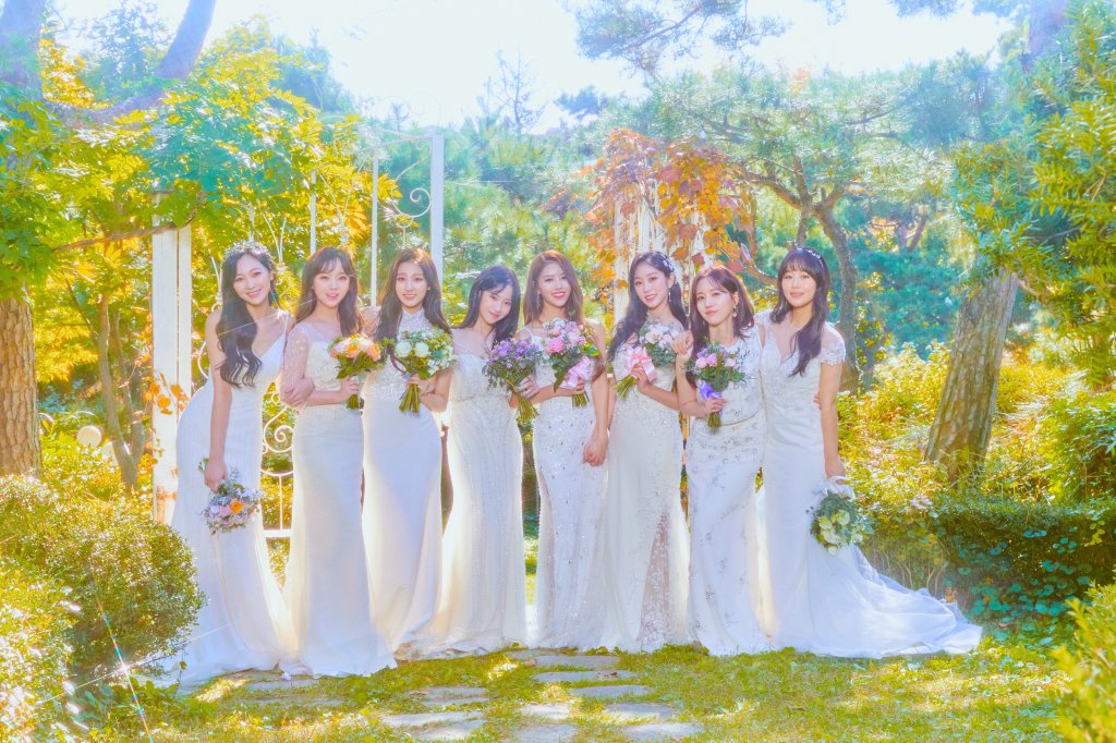 Lovelyz Deep Dive #2/2: ‘Once Upon a Time’ In Kpop